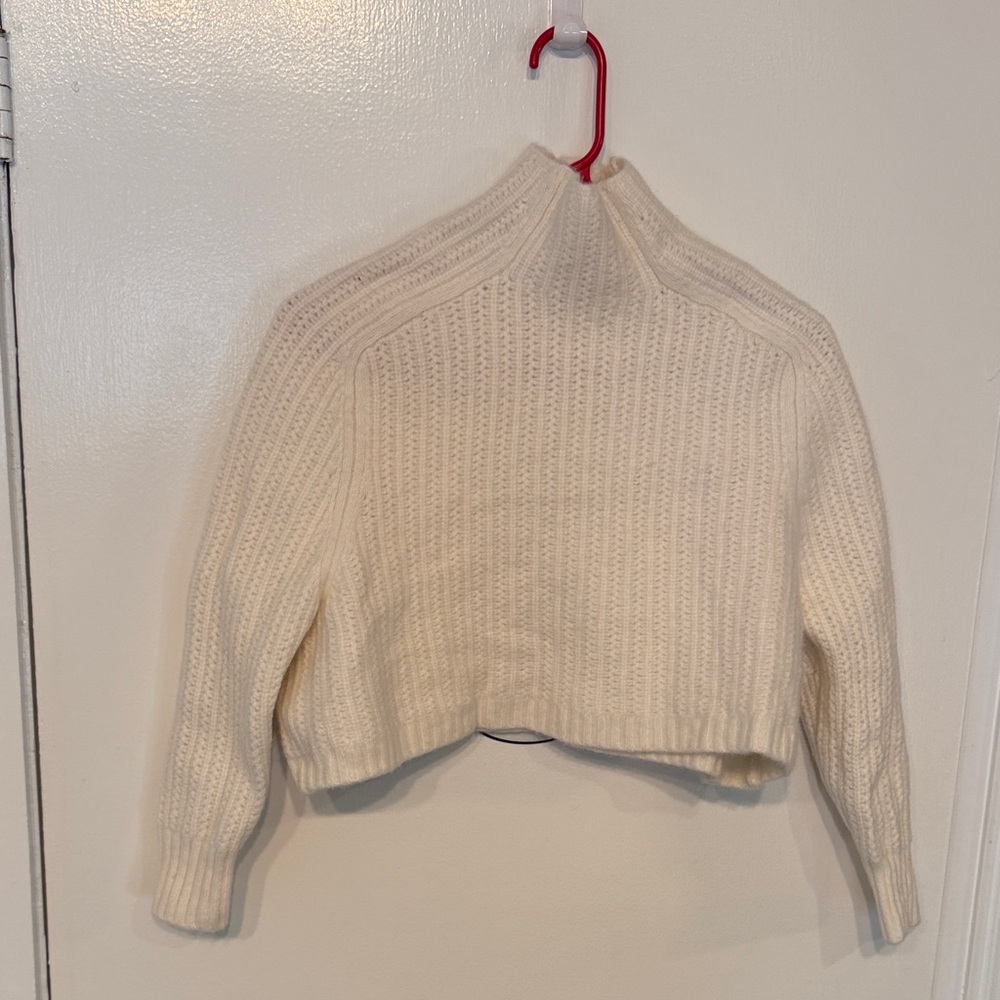 Madewell - Cozy Cream Women's Sweater cropped. Sz S.  Super soft!